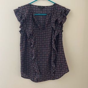 Banana Republic Sleeveless Ruffled Top